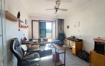 Property slide 22