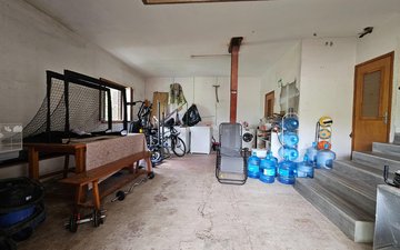 Property slide 19