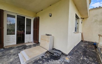 Property slide 6