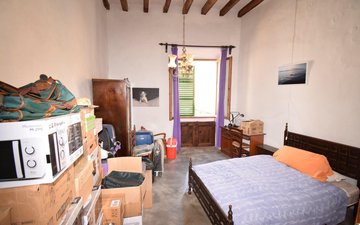 Property slide 17
