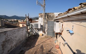 Property slide 23