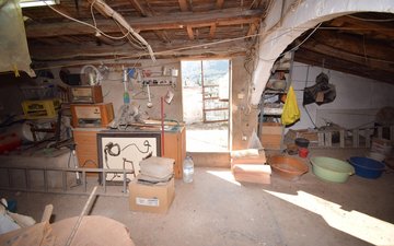Property slide 24