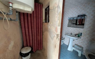 Property slide 14