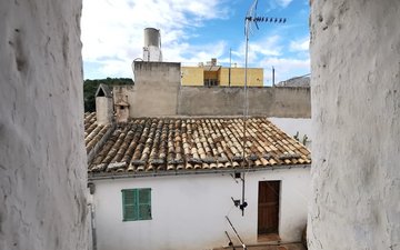 Property slide 33