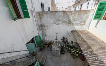 Property slide 37