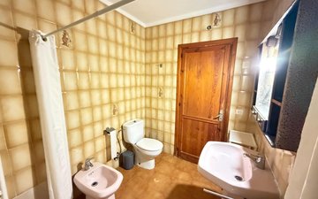 Property slide 14