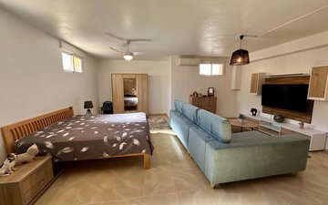 Property slide 21