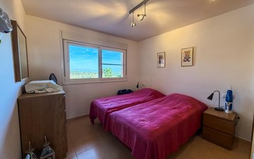 Property slide 14