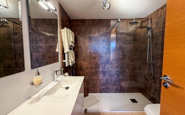 Property slide 21