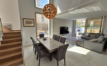 Property slide 16
