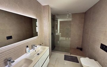 Property slide 22
