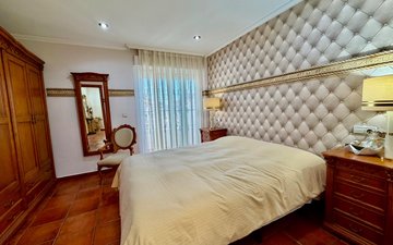 Property slide 29