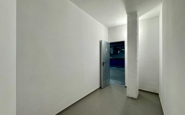 Property slide 47