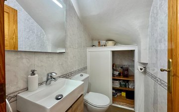 Property slide 25