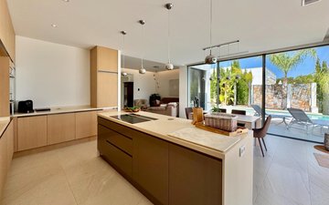 Property slide 19