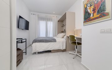 Property slide 20
