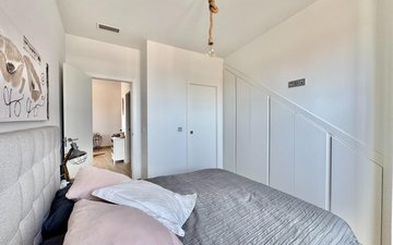 Property slide 19