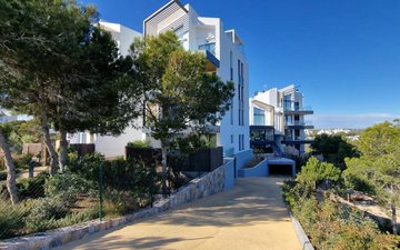 Property slide 14