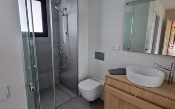 Property slide 44