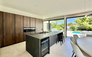 Property slide 17