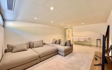 Property slide 39