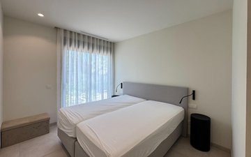 Property slide 44