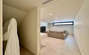Property slide 50