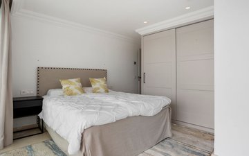 Property slide 25