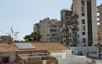 Property slide 27
