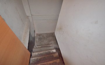 Property slide 30