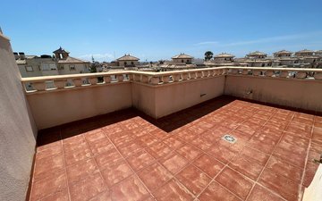 Property slide 32
