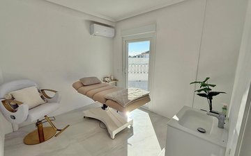 Property slide 40