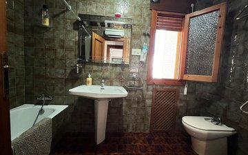 Property slide 47