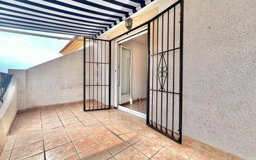 Property slide 22