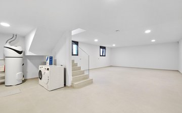 Property slide 25