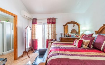 Property slide 24