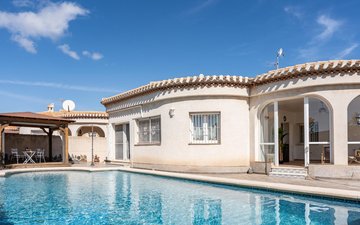 Property slide 19