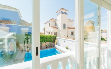 Property slide 16