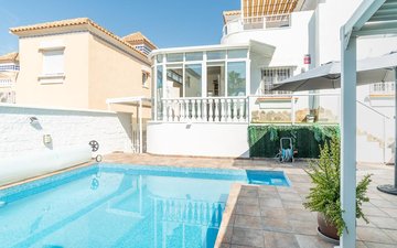 Property slide 44
