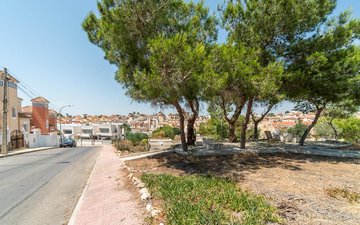 Property slide 48
