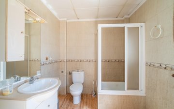 Property slide 25