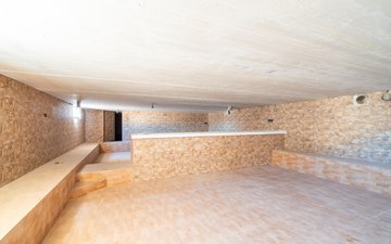 Property slide 50