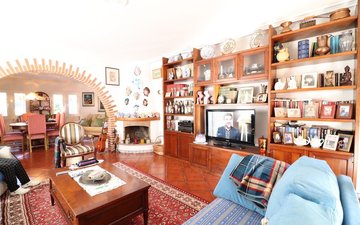 Property slide 9