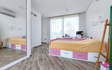 Property slide 15