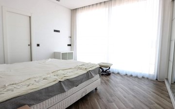 Property slide 16