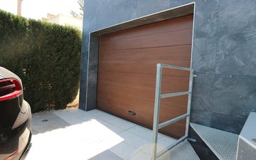 Property slide 31
