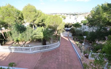 Property slide 33