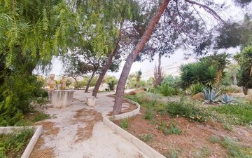 Property slide 50