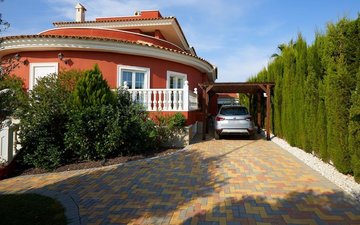 Property slide 39
