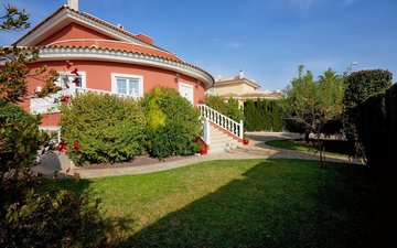 Property slide 46